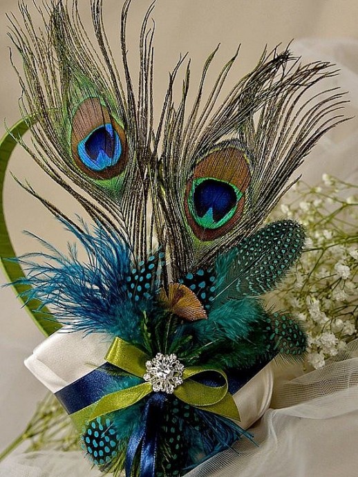 ​Композиции из перьев