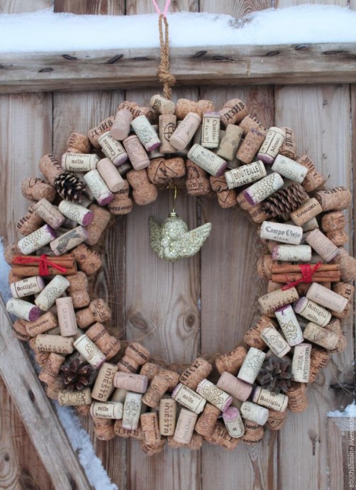 Делаем новогодний эко-венок из пробок