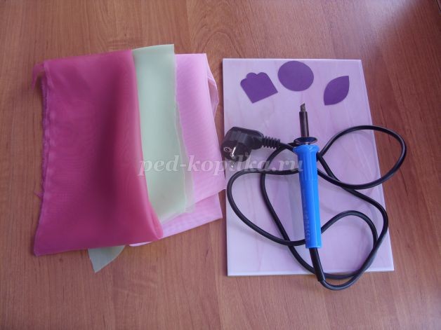 ​Цветок из шелка своими руками: часть 1