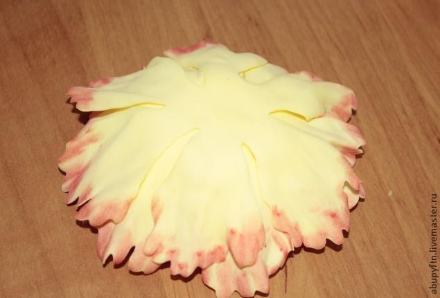 ​Пион из фоамирана своими руками: часть 3