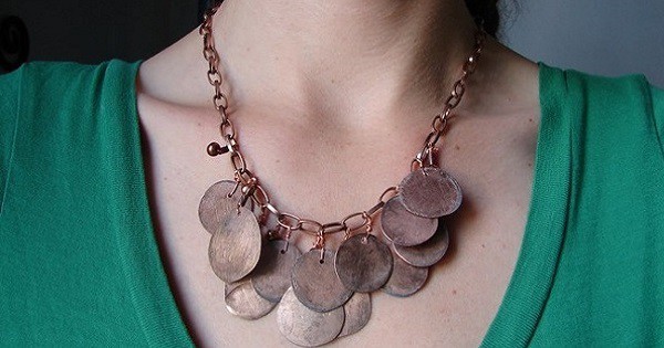 ​Украшения из монет