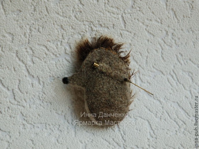 Делаем валяную брошку "Ёжик в тумане": часть 3