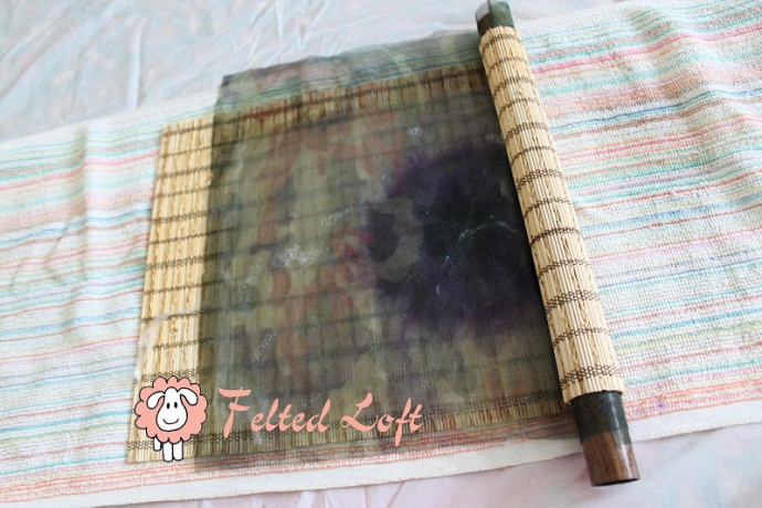 Мокрое валяние: цельноваляный пион, часть 2