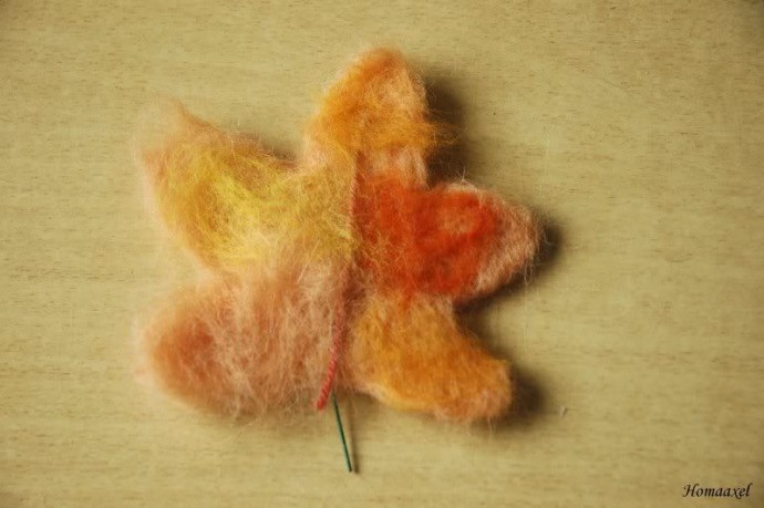 ​Мастер-класс по осенним листьям в технике валяния: часть 2