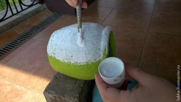 Роспись в стиле Гауди: декор паркового фонтанчика