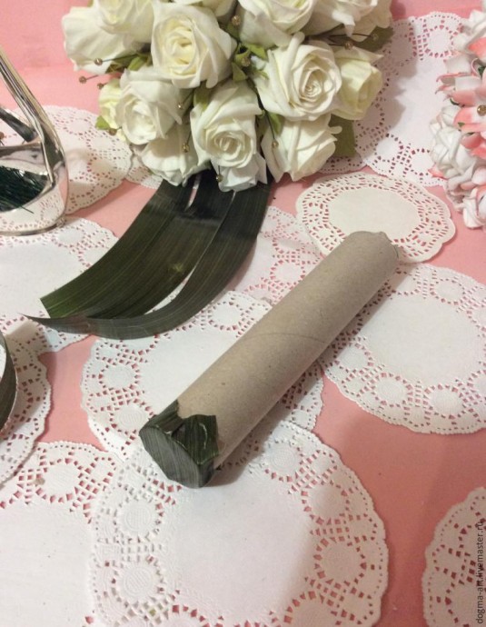 Создаем закрытые розы из фоамирана для свадебного букета: часть 3
