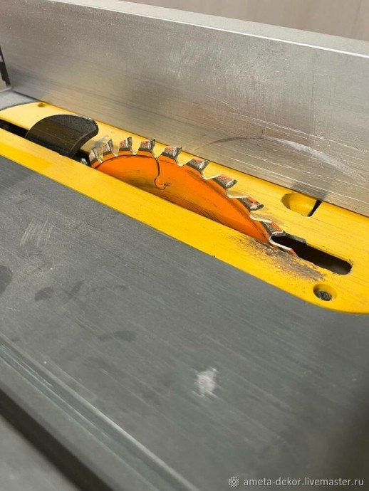 7 шагов, как сделать настольную полку-органайзер своими руками