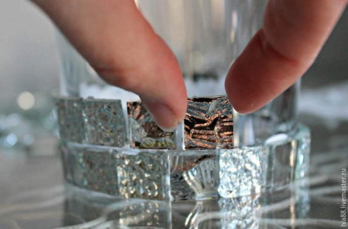 ​Декорируем стеклянные подсвечники мозаикой: часть 1