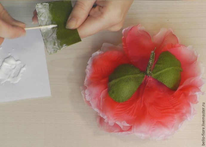 Создаем мак "Strawberry Dessert" из шелка: часть 3