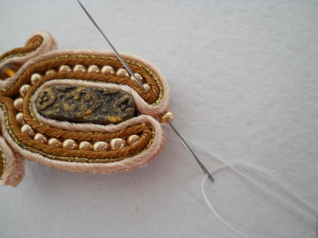 Сутажные серьги "Ромашки по-восточному": мастер-класс, часть 4