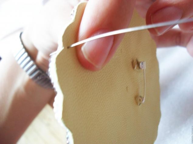 Мастер-класс по созданию вышитой бисером броши "Нео-цветок": часть 6