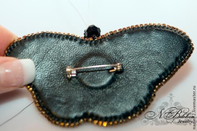 Вышивка бисером "Брошь-бабочка экзотическая": мастер-класс, часть 5