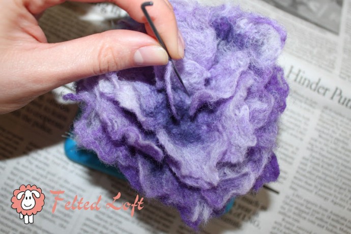 Мокрое валяние: цельноваляный пион, часть 3