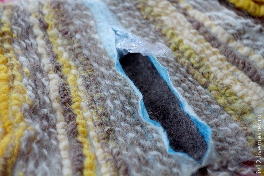 Пелерина валяная из фактурной пряжи: часть 2