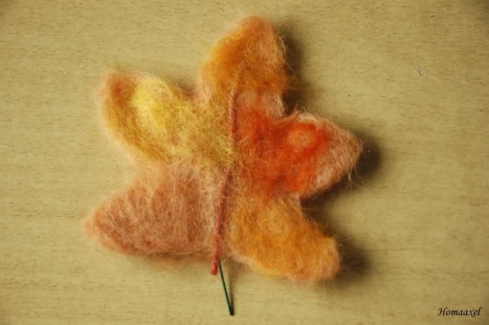 ​Мастер-класс по осенним листьям в технике валяния: часть 2