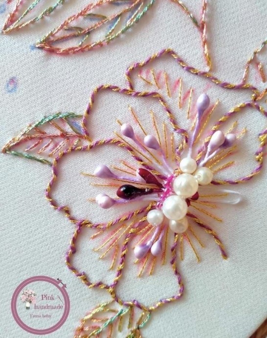 ​Идеи вышитых цветов