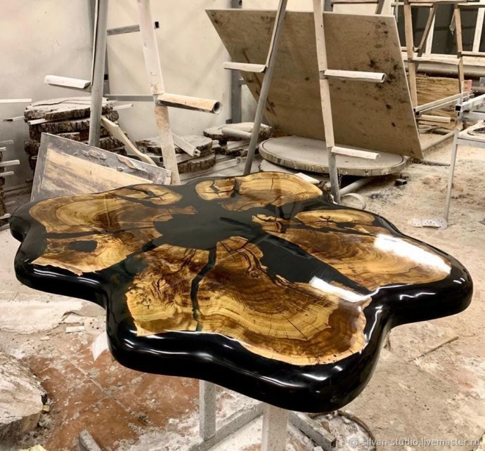 Создаём стол "Butterfly" в стиле бионики