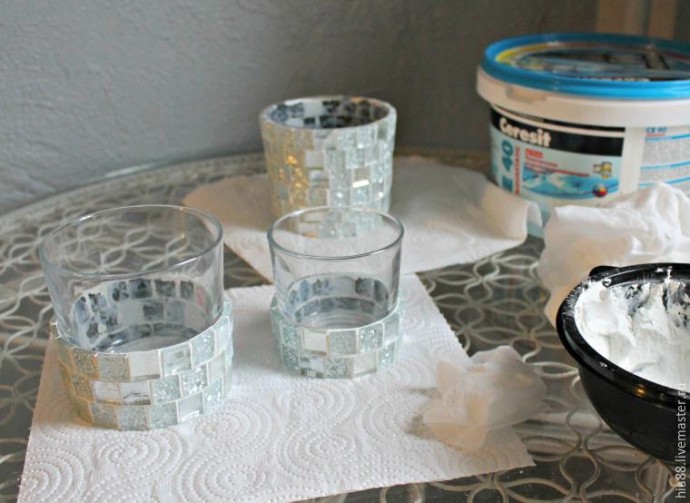​Декорируем стеклянные подсвечники мозаикой: часть 3