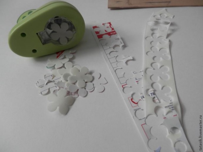 Создаем миниатюрные цветы из фоамирана: часть 1 Создаем миниатюрные цветы из фоамирана: часть 1