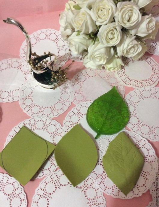 Создаем закрытые розы из фоамирана для свадебного букета: часть 2