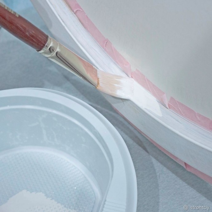 ​Расписываем интерьерные часы в смешанной технике: часть 3