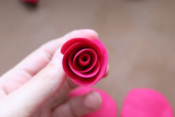 ​Мастерим сердце из роз: часть 3