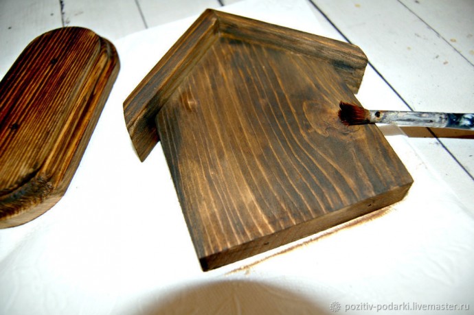 Как украсить интерьерный домик с настоящим гербарием