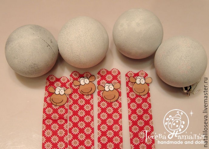 Декорируем елочную игрушку "Барашка-Ромашка" в технике объемного декупажа: часть 1