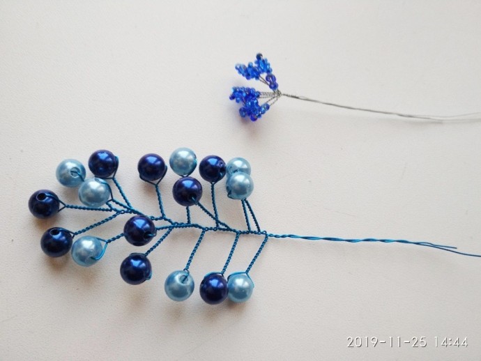 Композиция из бисера и рубки
