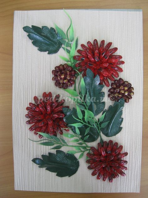 Цветы из косточек фиников и кедровых орехов: часть 2