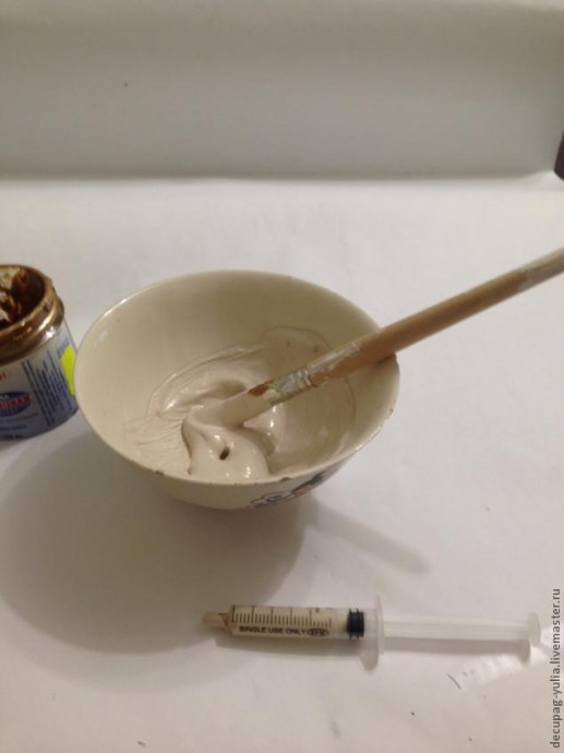 Декупаж с применением 2-шагового кракелюра: часть 2