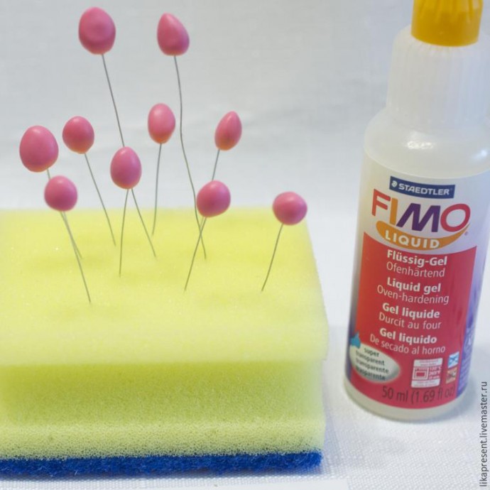 Лепим веточку калины из полимерной глины и холодного фарфора: часть 1