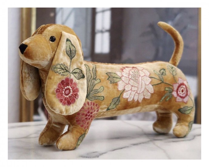 ​Интерьерная текстильная такса