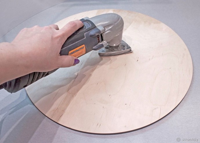 ​Расписываем интерьерные часы в смешанной технике: часть 1