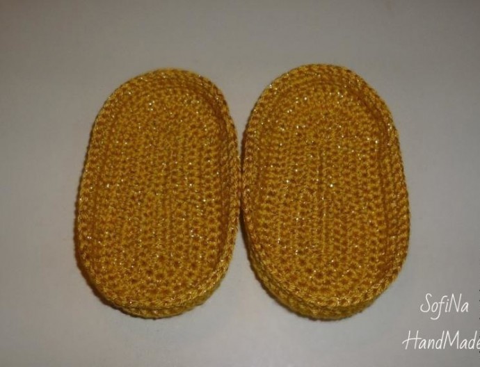 Вязаные туфельки для малышки Вязаные туфельки для малышки