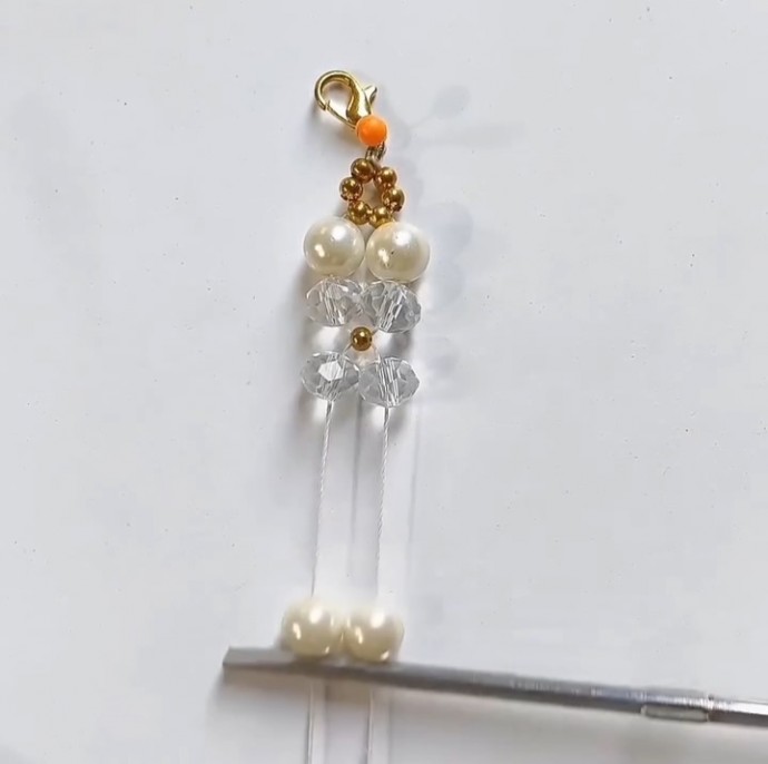 Браслет из горного хрусталя и жемчуга Браслет из горного хрусталя и жемчуга