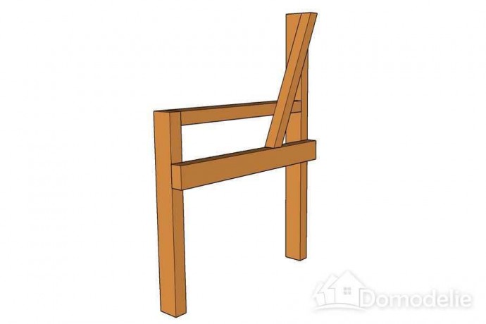 ​Небольшая скамейка для дачи