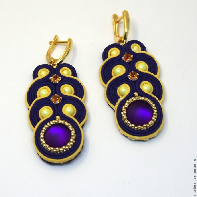 Делаем сережки в технике сутажной вышивки Делаем сережки в технике сутажной вышивки