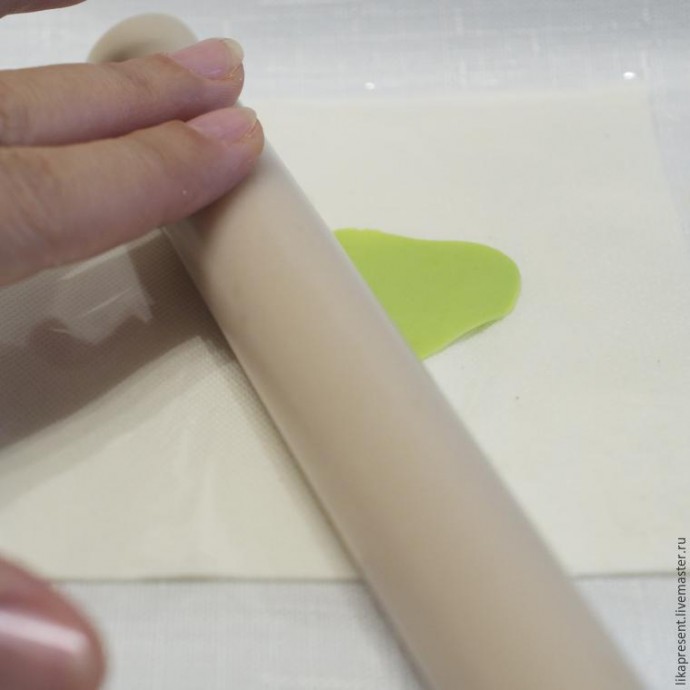 Лепим веточку калины из полимерной глины и холодного фарфора: часть 3