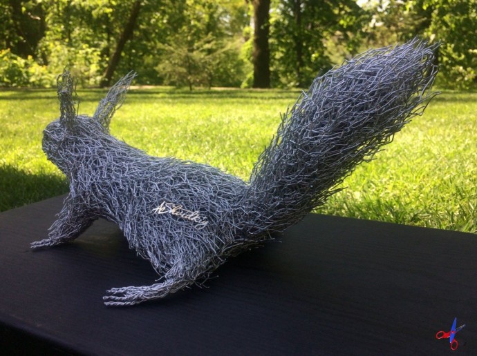 Скульптуры животных из проволоки