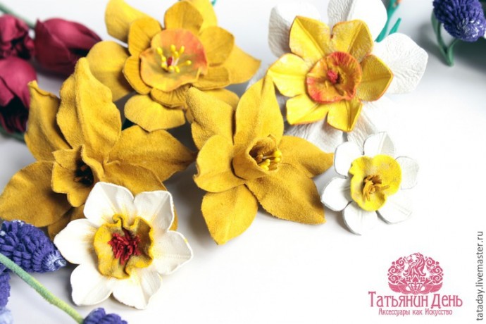 ​Делаем брошь из кожи "Прекрасный букет" с нарциссом и гиацинтом: часть 2