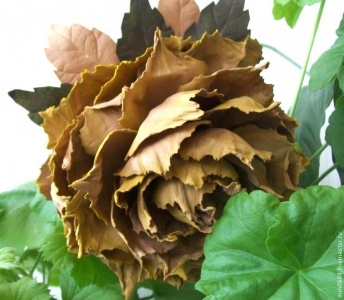 Создаем цветок из листьев: часть 4