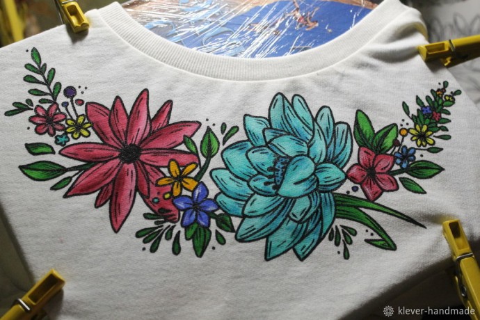 Расписываем одежду красками по ткани: часть 3