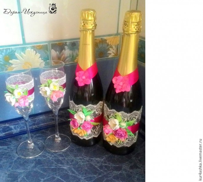 Декорируем свечу для семейного очага с цветами из фоамирана: часть 4