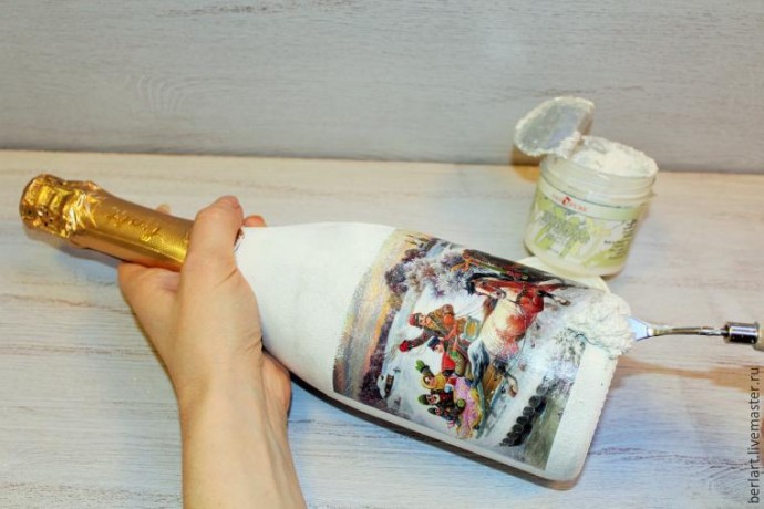 Мастер-класс по декорированию бутылки шампанского в технике декупаж: часть 1