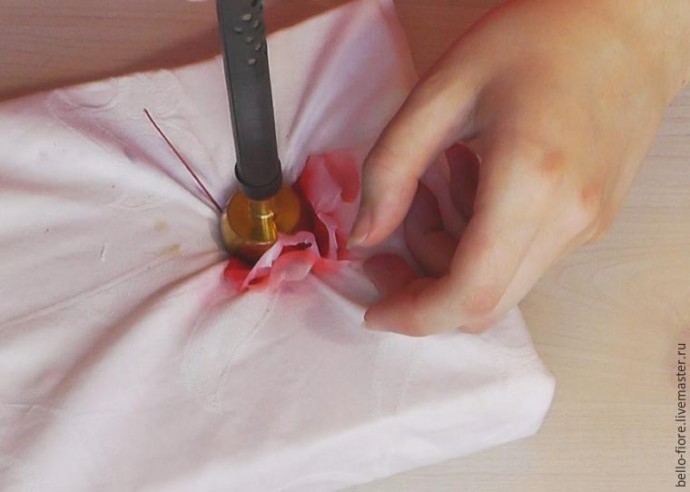 Создаем мак "Strawberry Dessert" из шелка: часть 1