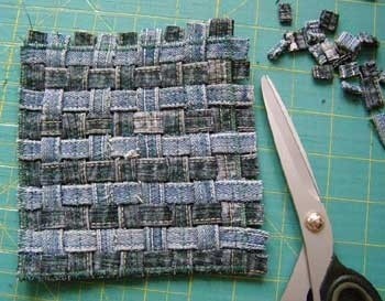 ​Джинсовая подставка под горячее