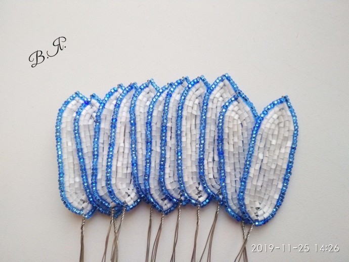 Композиция из бисера и рубки