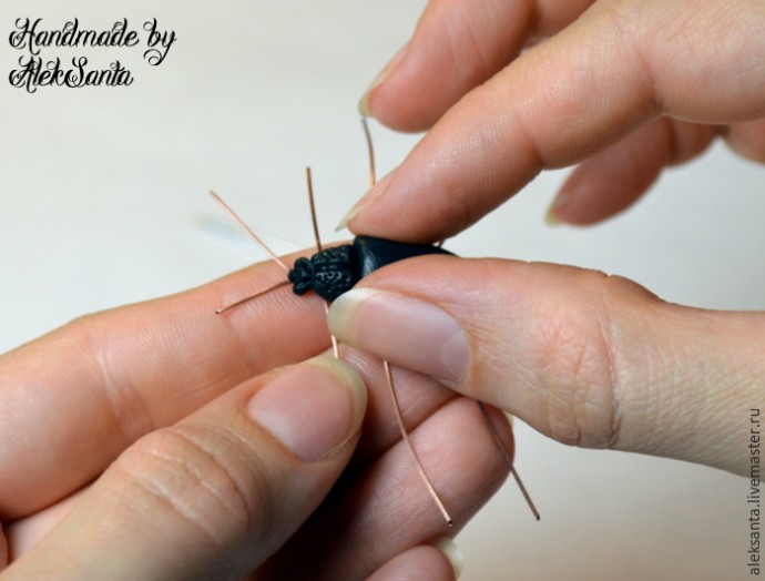 Жук из запекаемой полимерной глины: мастер-класс, часть 2