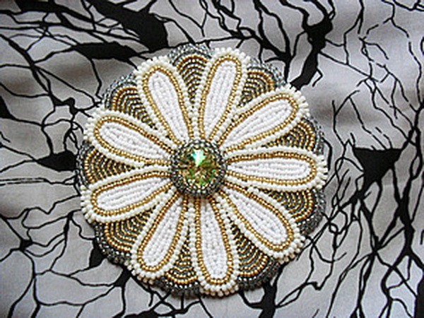 Мастер-класс по созданию вышитой бисером броши "Нео-цветок": часть 6